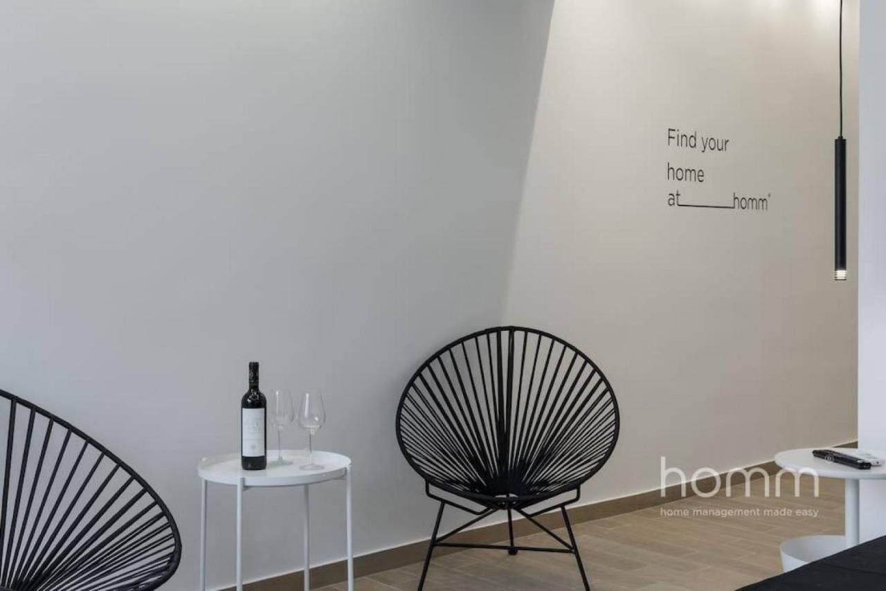 34Sqm Minimal Homm Apartment With Acropolis View Atene Esterno foto