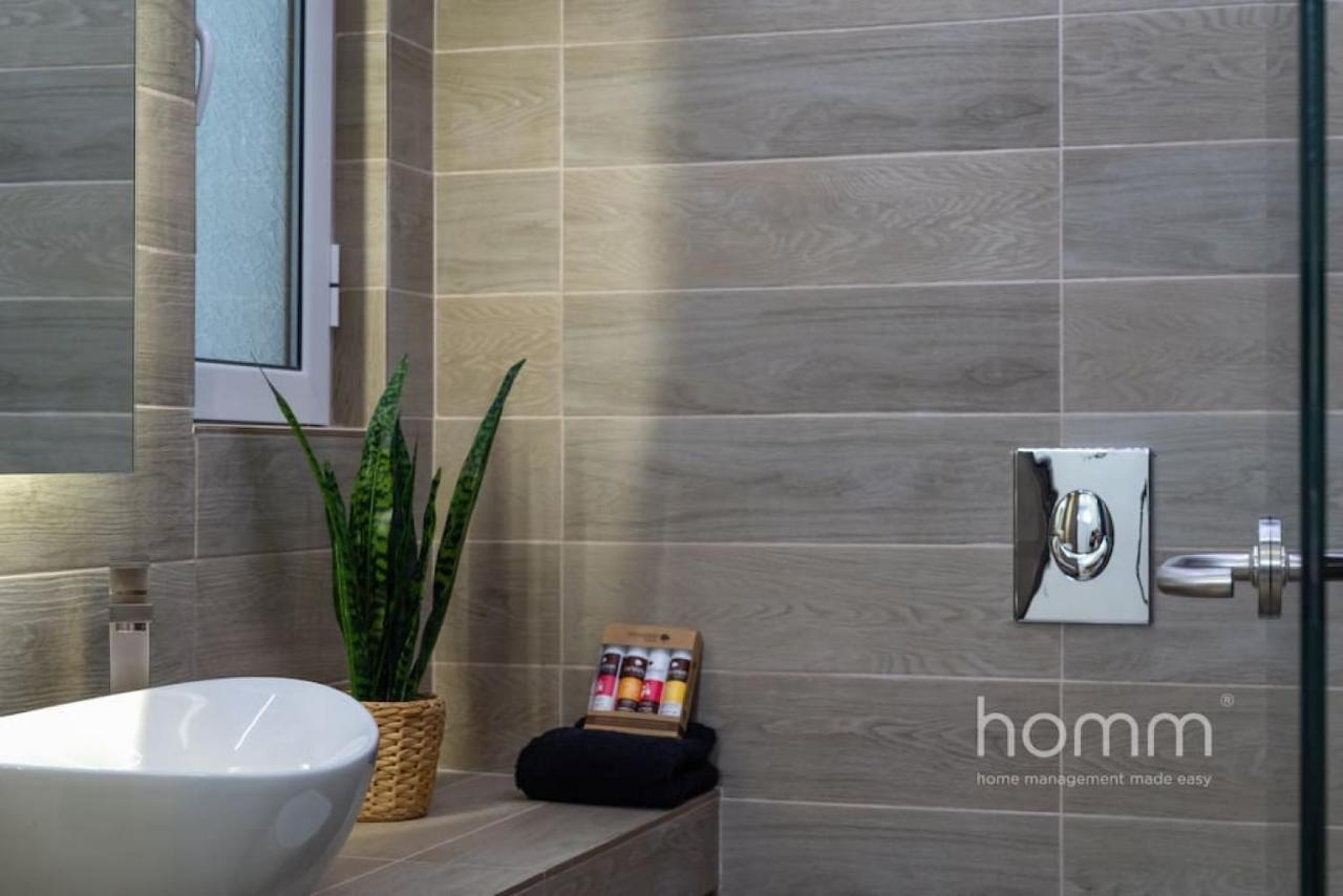 34Sqm Minimal Homm Apartment With Acropolis View Atene Esterno foto